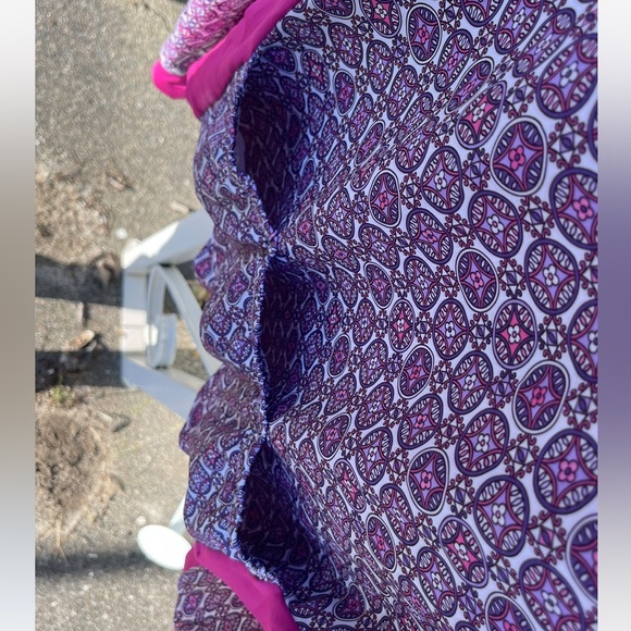 NWOT, never worn Sheila Moon bike/exercise long sleeve shirt in pink (plum). - Picture 3 of 4